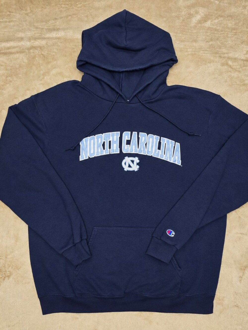 Champion UNC North Carolina Tar Heels Men's XL Navy Embroidered Hoodie